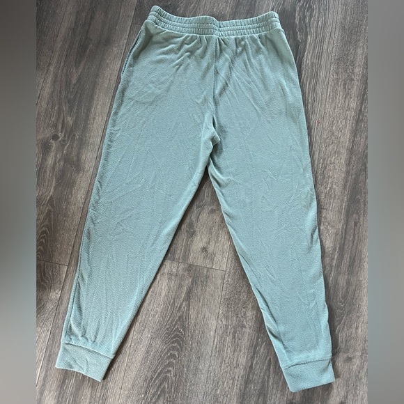 Victoria’s Secret Glow Waffle Henley Jogger Pants and Henley top Mint Green SZ M - Picture 14 of 16